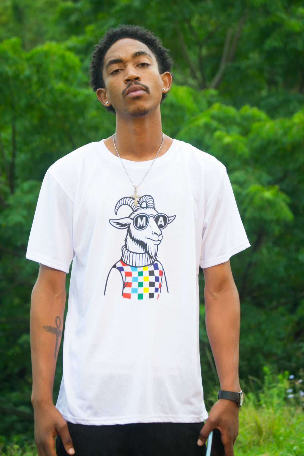 MA boxy tee