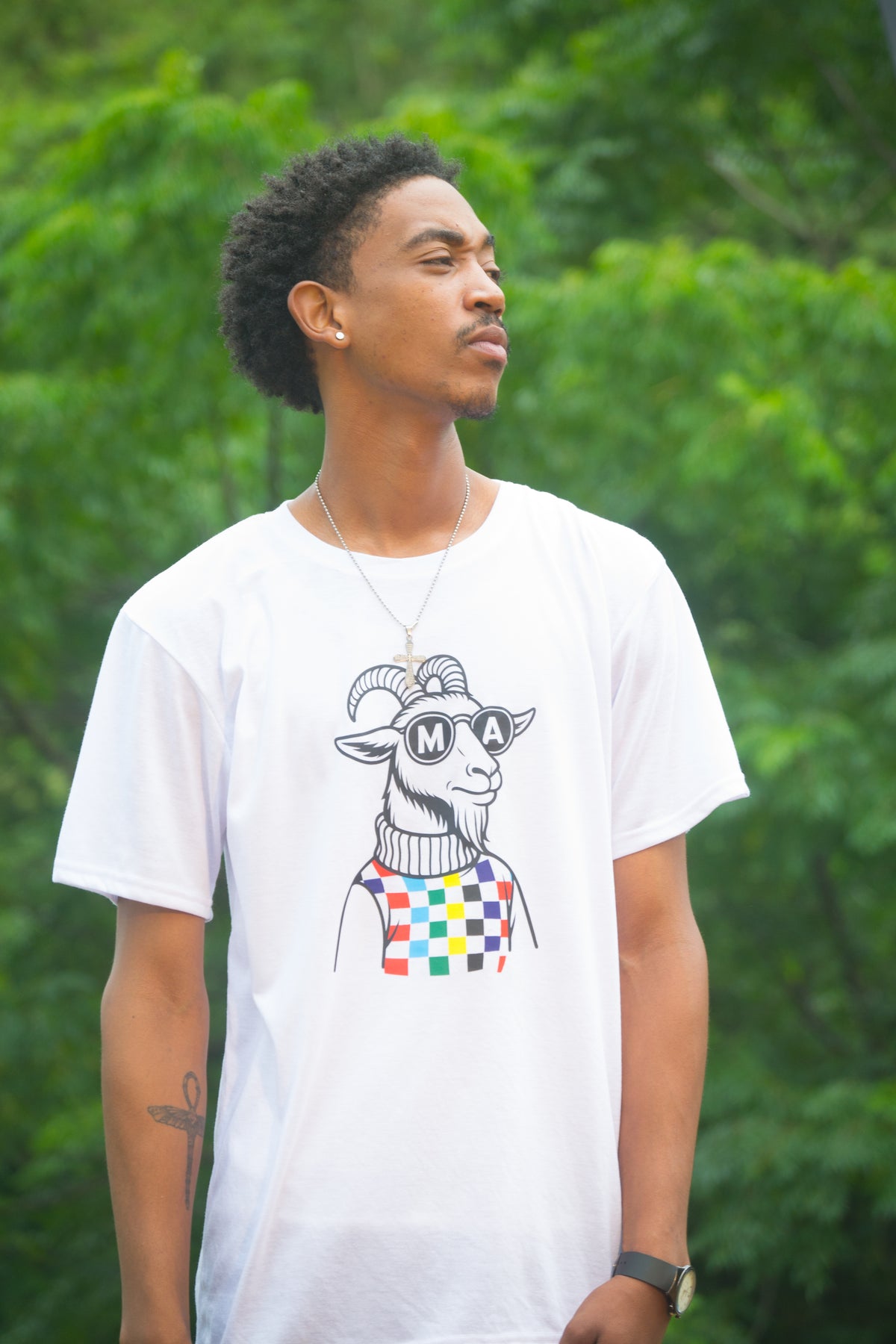 MA boxy tee
