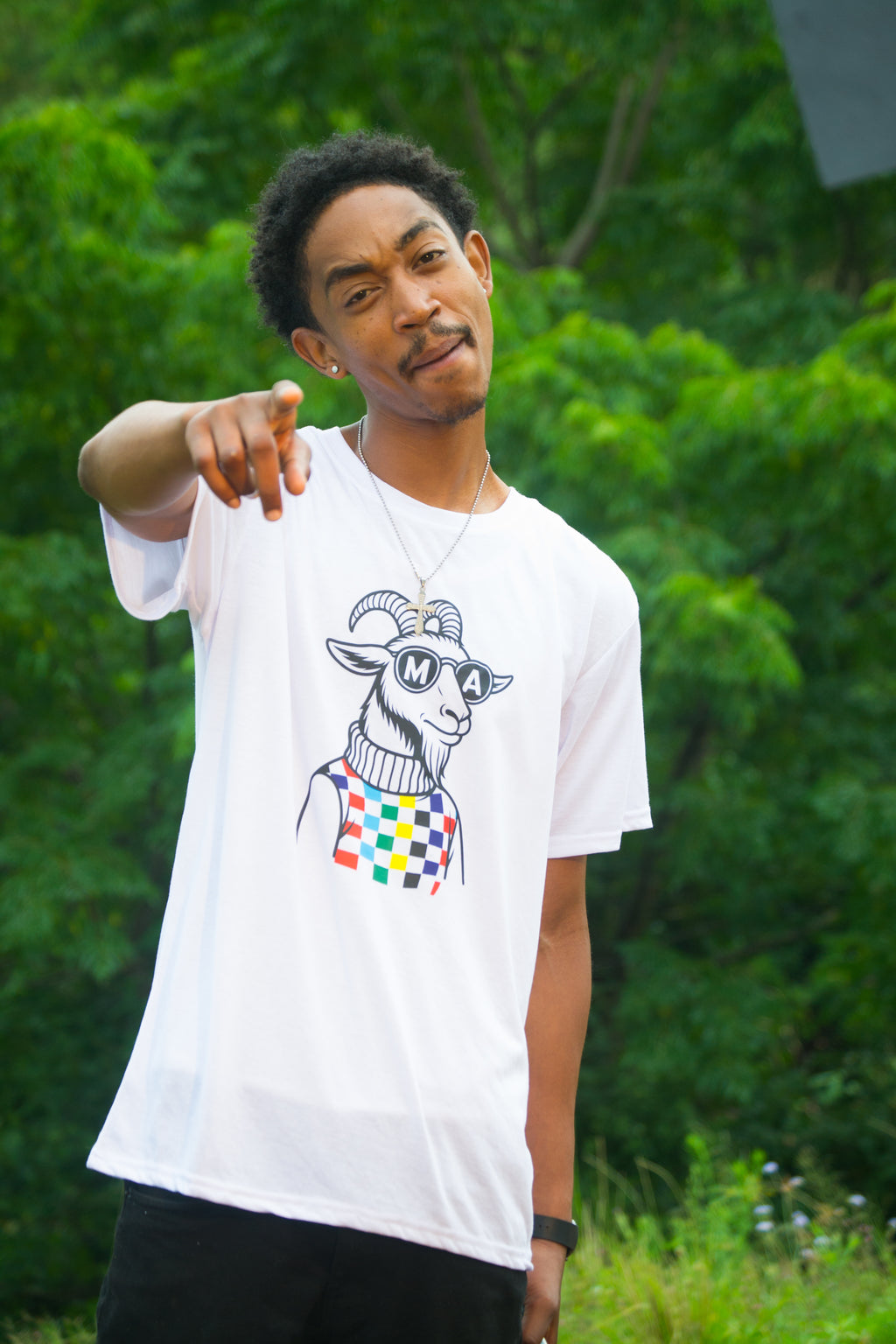 MA boxy tee